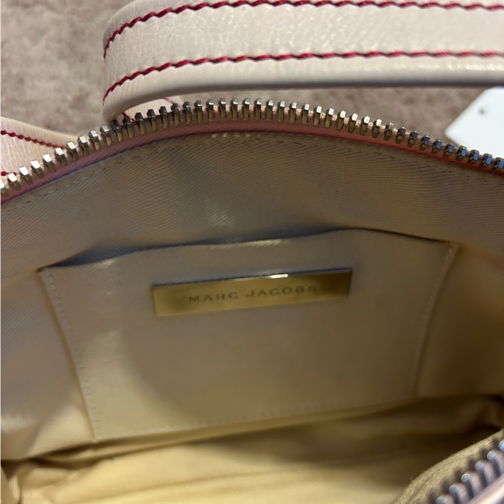 Marc Jacobs Pink Shoulder Bag ASO Rory Gilmore in Gilmore Girls - Picture 6 of 6